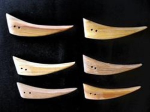 Kauni Dark Scimitar Buttons