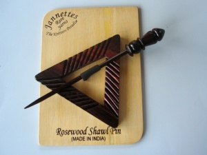 Rosewood Triangular Ridged Shawl Pin Set
