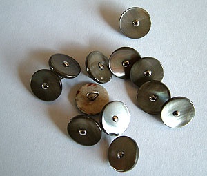 Rowan Medium Grey Stud Buttons #319