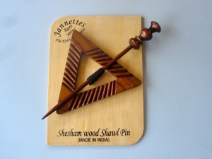 Shesham Wood Triangular Engraved Shawl Pin Set