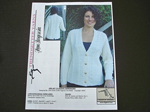 Trendsetter Claudia Cardi in DK Weight Yarn