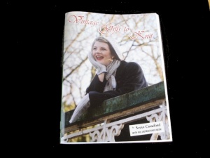 Vintage Gifts to Knit by Susan Crawford