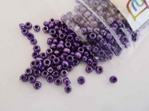 Debbie Abrahams Iris Round Lavender Beads Size 6/0