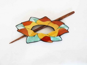 Shell ''Leaf'' Shawl Pin Set