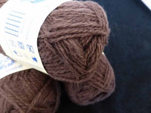 Jamieson's Shetland Spindrift #890, Mocha