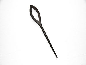 Pollika Catseye Single Stick Shawl Pin - Dark Brown