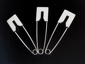 Rowan Small Nickel Kilt Pins