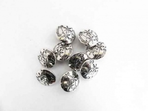 ''Silver'' Engraved Floral Buttons